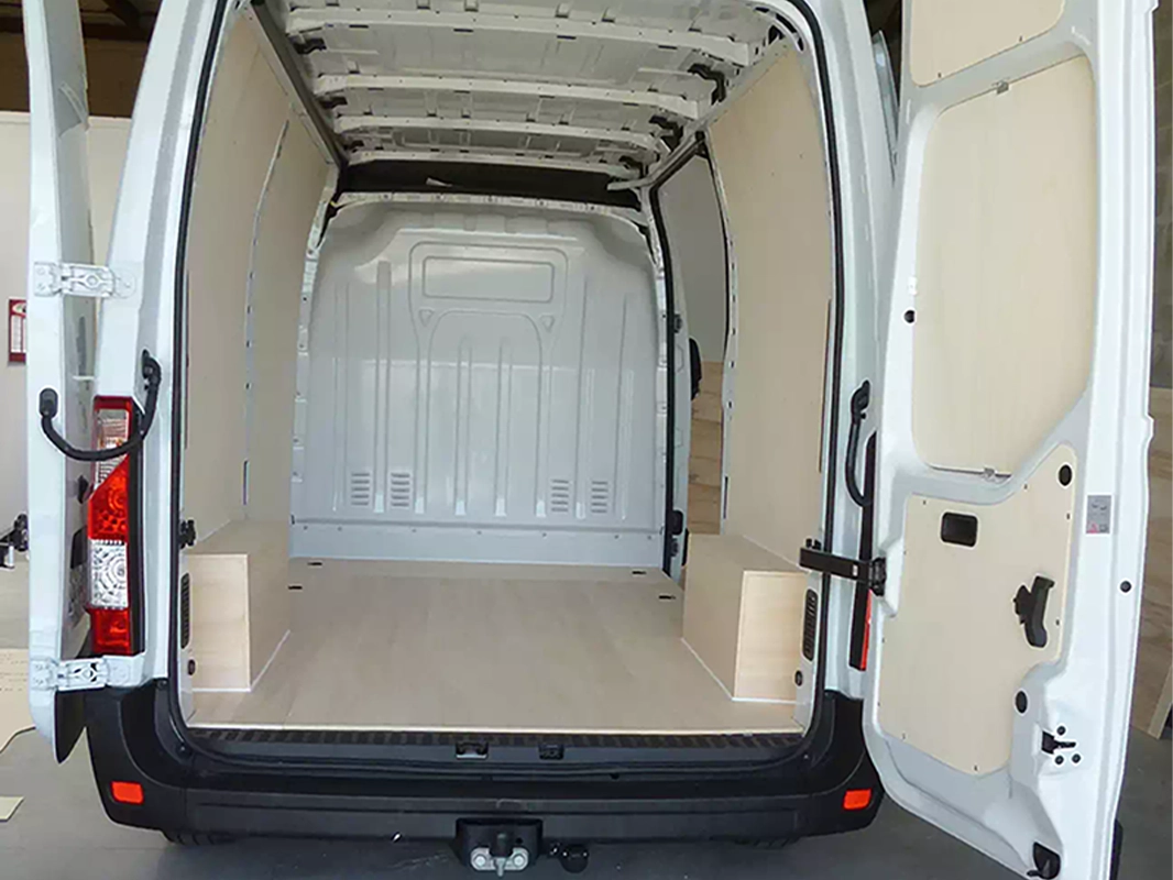 Aménagement d'utilitaires sur Angers - amenagement_bois1