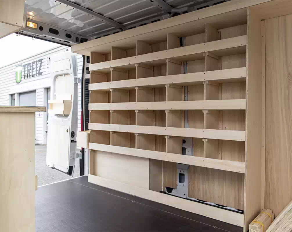 Aménagement d'utilitaires sur Angers -amenagement_bois36