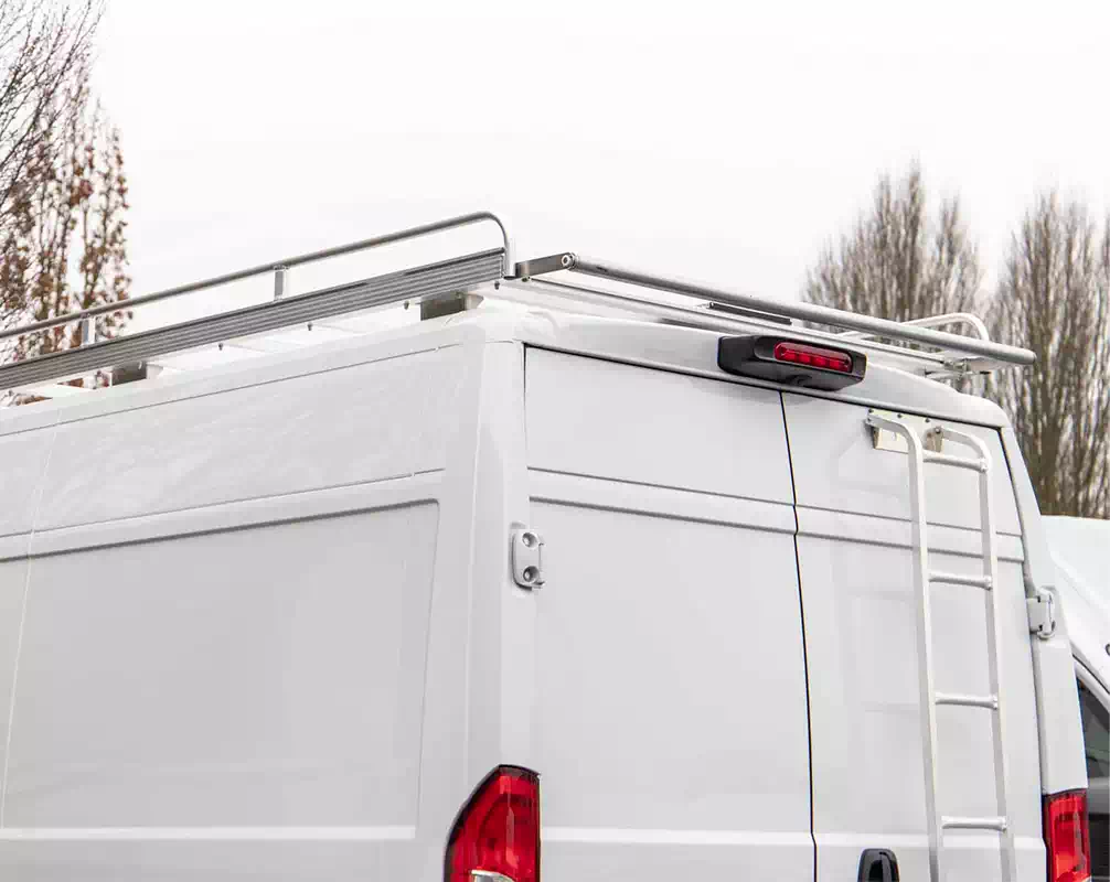 Aménagement d'utilitaires sur Angers -galerie_toit5